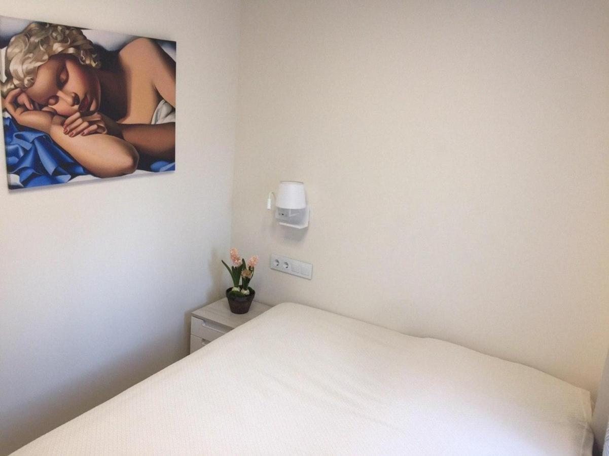 Nuevo Apartamento Moderno Elisa - A 80 Metros De La Playa Para 5 Personas 桑特费柳德吉克索尔斯 外观 照片