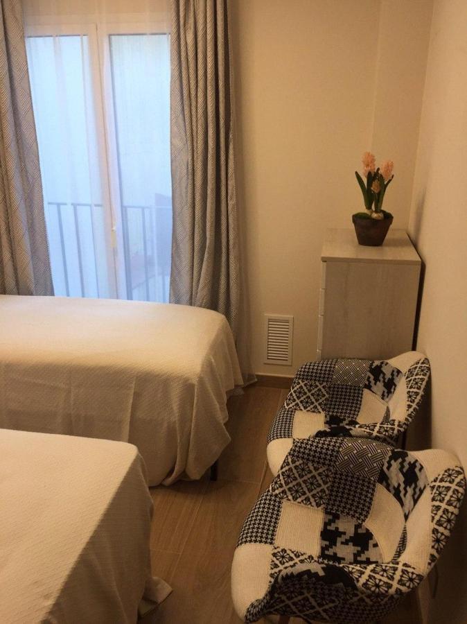 Nuevo Apartamento Moderno Elisa - A 80 Metros De La Playa Para 5 Personas 桑特费柳德吉克索尔斯 外观 照片