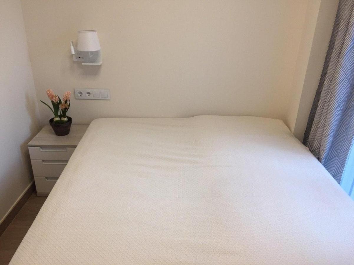 Nuevo Apartamento Moderno Elisa - A 80 Metros De La Playa Para 5 Personas 桑特费柳德吉克索尔斯 外观 照片